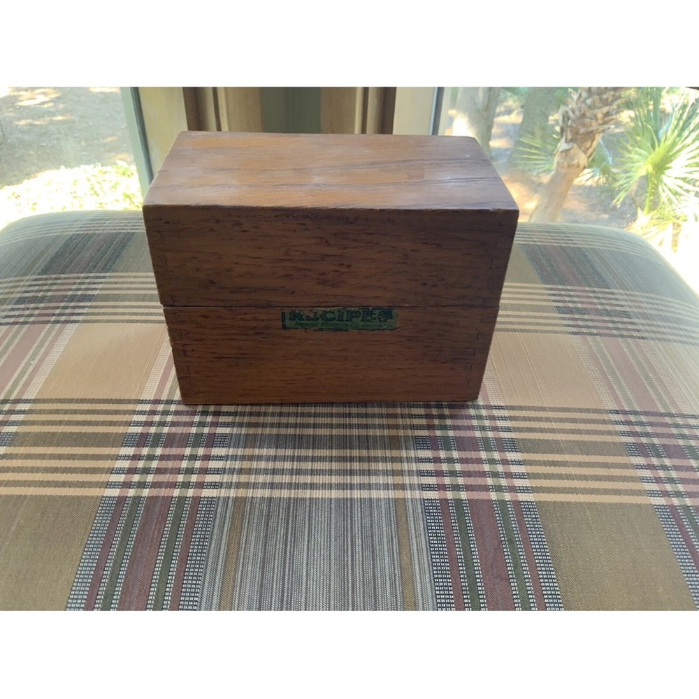 Antique Imperial Methods Co. Dovetail Wood Recipe Box